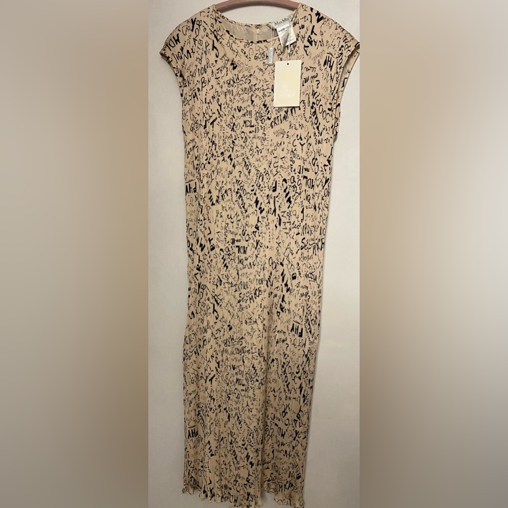 MAX MARA RINO LETTER PRINT PLEATED DRESS - Picture 10 of 14